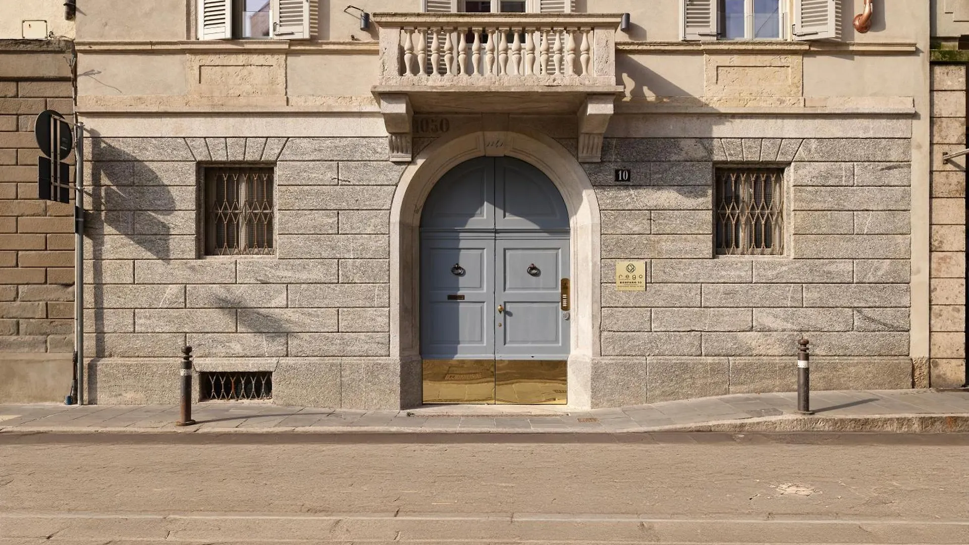 Rego Apartments - Boutique Aparthotel & Serenity Spa With Some Off-Site Apartments In The Heart Of Bergamo City Center 0*,