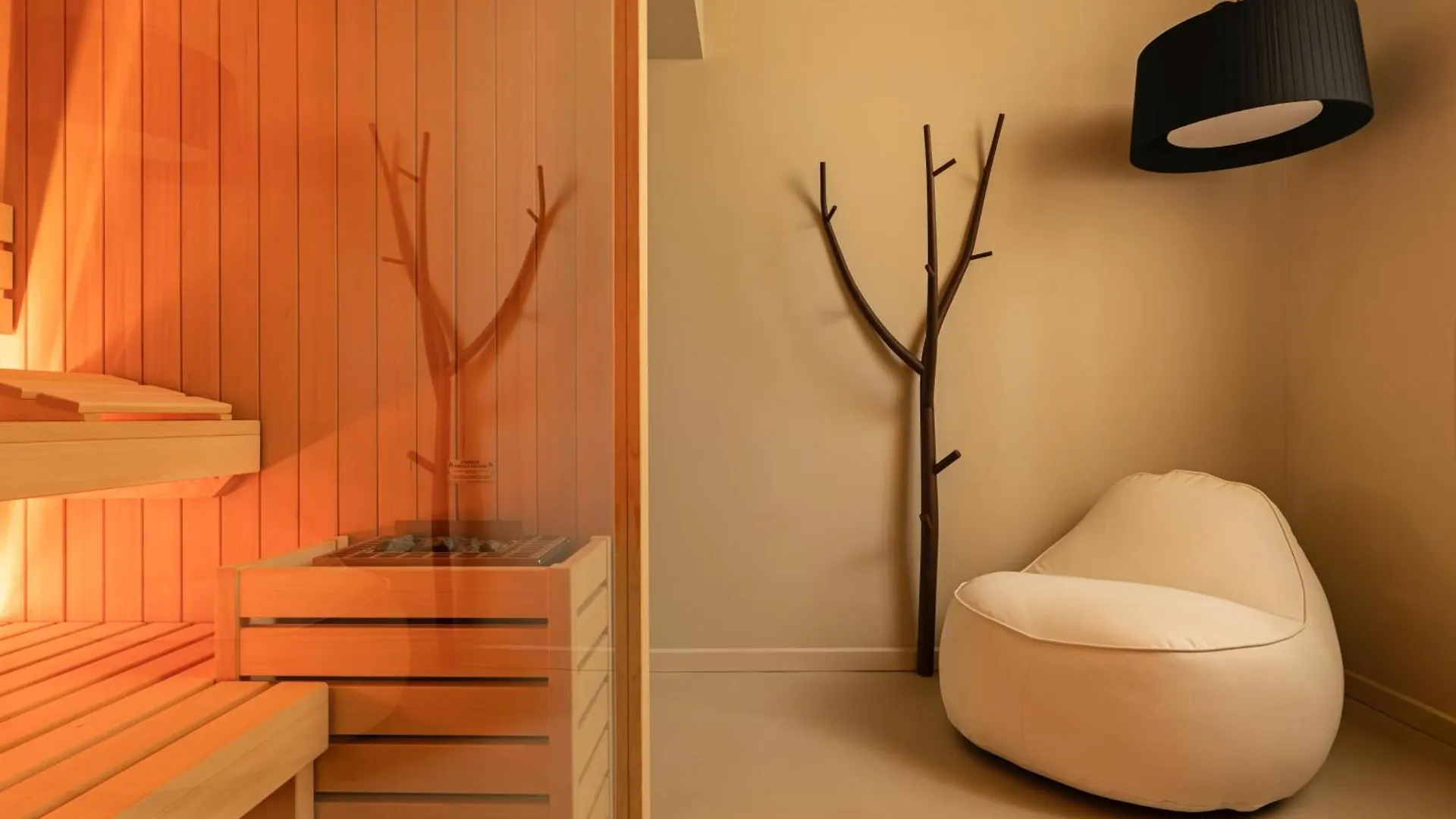 Rego Apartments - Boutique Aparthotel & Serenity Spa With Some Off-Site Apartments In The Heart Of Bergamo City Center 0*,