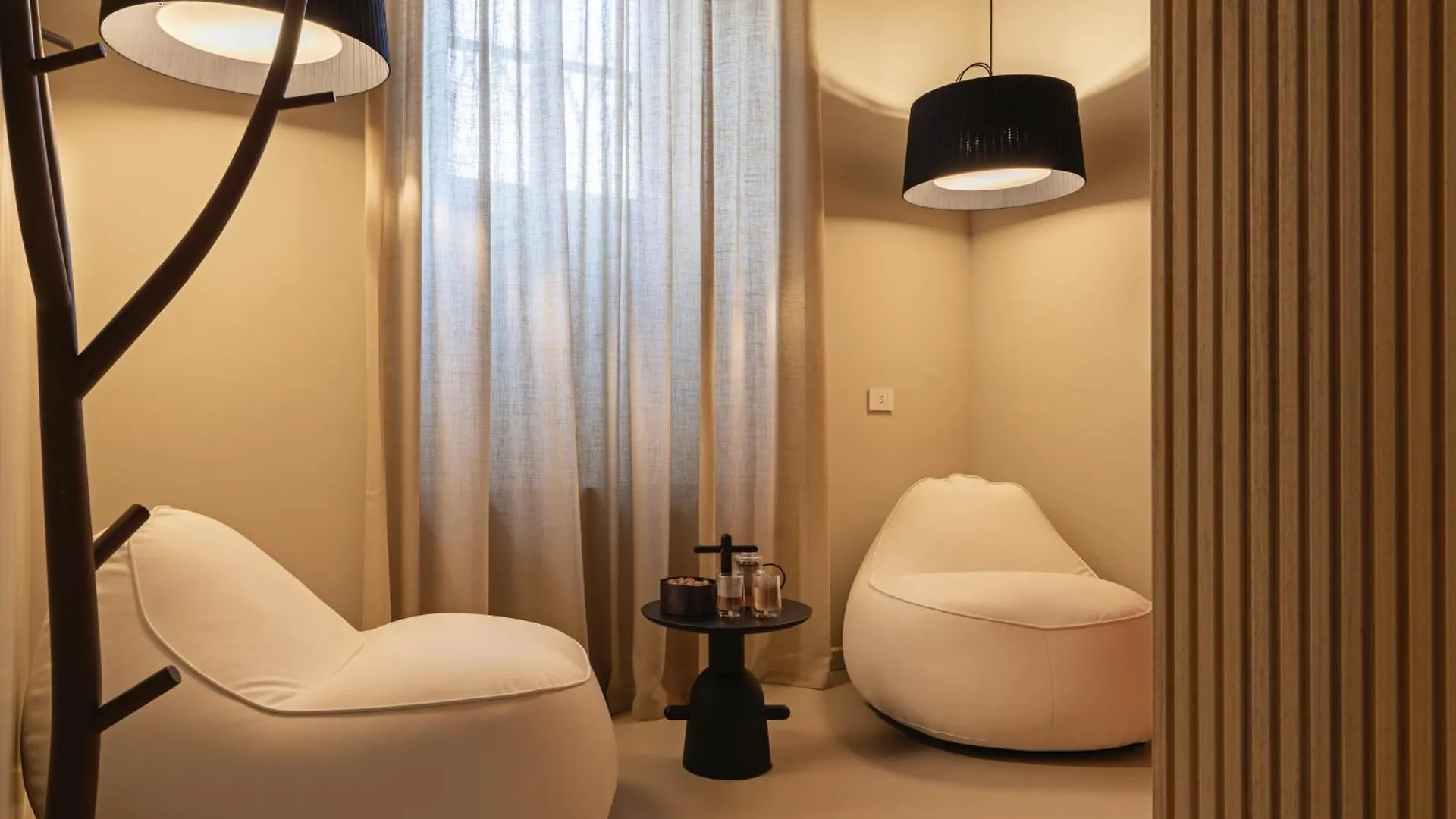 Rego Apartments - Boutique Aparthotel & Serenity Spa With Some Off-Site Apartments In The Heart Of Bergamo City Center