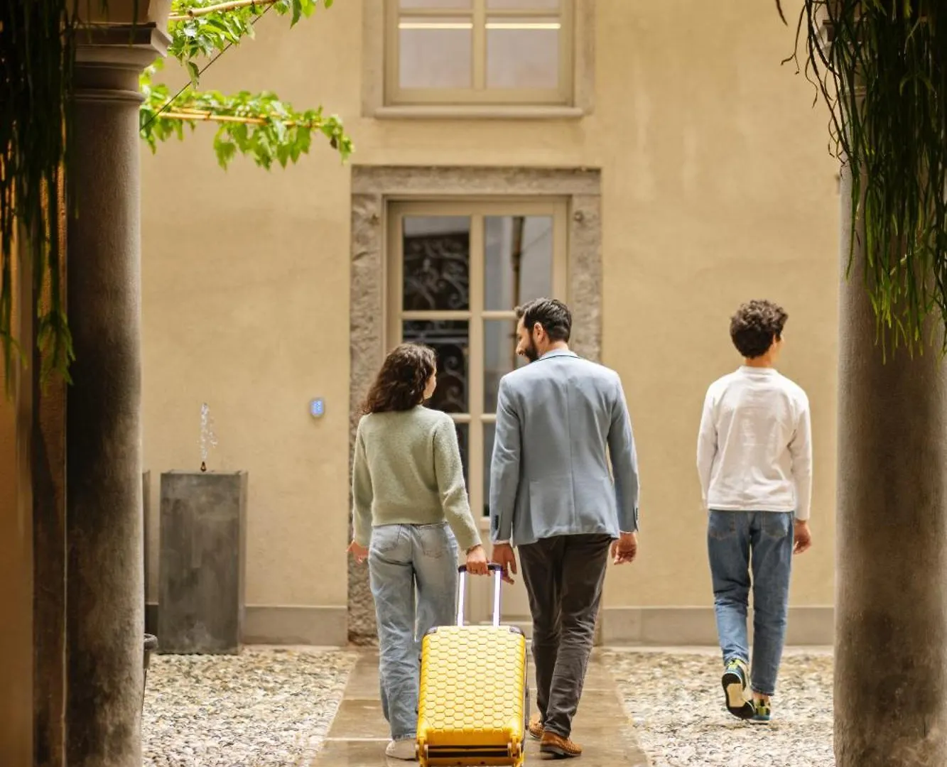 Rego Apartments - Boutique Aparthotel & Serenity Spa With Some Off-Site Apartments In The Heart Of Bergamo City Center 0*,  Italia
