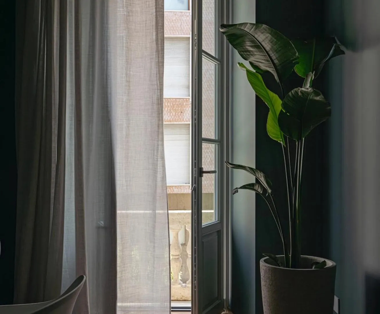 Rego Apartments - Boutique Aparthotel & Serenity Spa With Some Off-Site Apartments In The Heart Of Bergamo City Center