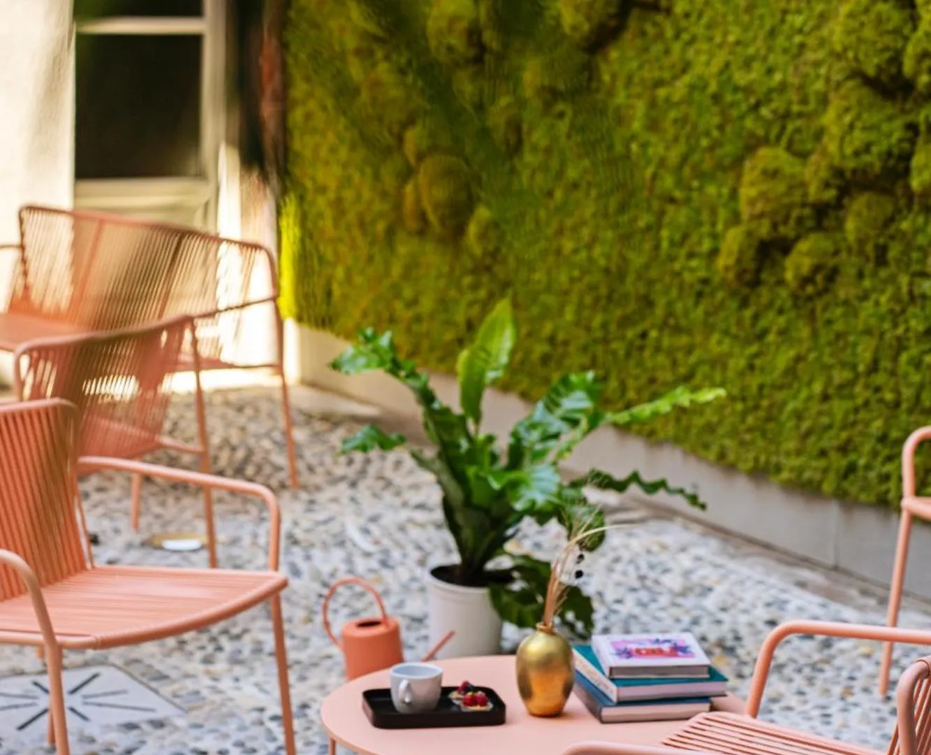 Rego Apartments - Boutique Aparthotel & Serenity Spa With Some Off-Site Apartments In The Heart Of Bergamo City Center