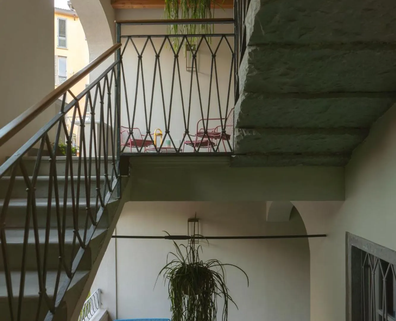 Rego Apartments - Boutique Aparthotel & Serenity Spa With Some Off-Site Apartments In The Heart Of Bergamo City Center Italia
