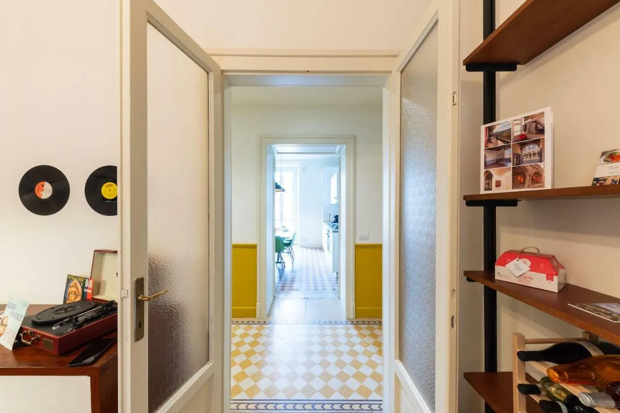 Rego Apartments - Boutique Aparthotel & Serenity Spa With Some Off-Site Apartments In The Heart Of Bergamo City Center 0*,  Italia